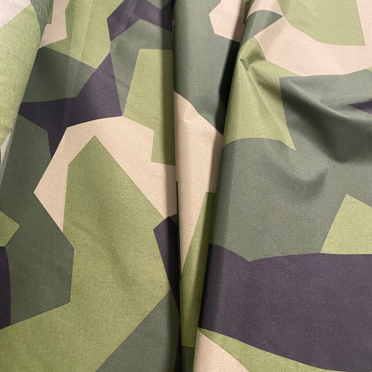 Vattentätt polyestertyg, Camouflage M90 (SZ-PX3)